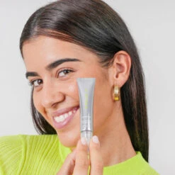 Hyalulip HYDRATE Hyaluronic Acid Lip Treatment 15 Ml -Clarins || Babor || Shiseido Verkäufe 1431706 Hyalulip HYDRATE Hyaluronic Acid Lip Treatment 15 ml.f97615c3