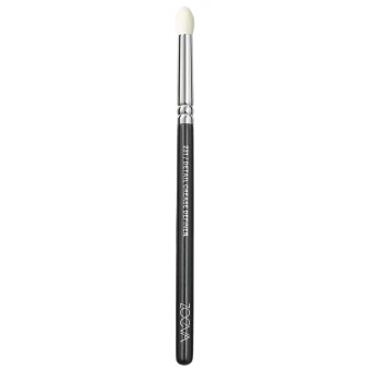 ZOEVA 231 DETAIL CREASE DEFINER 6 3 ZOEVA 231 DETAIL CREASE DEFINER 6